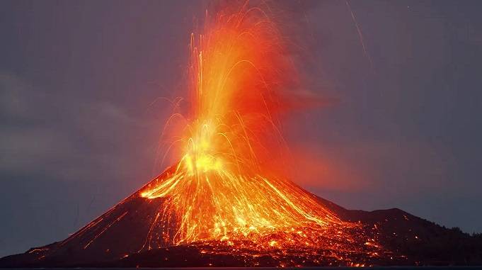 volcano eruption facts, volcanic eruption causes effects, jwalamukhi visfot kaise hota hai, volcano, volcano in hindi details