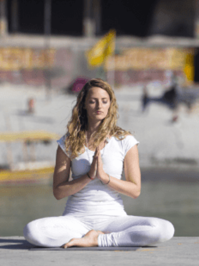 Yoga : योग का इतिहास और जीवन में योग का महत्व