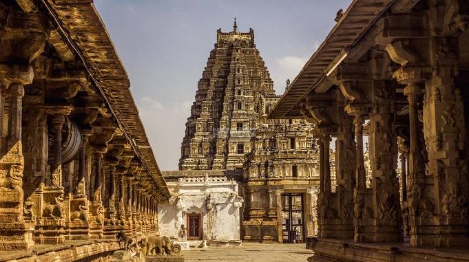 hampi pampa sarovar, virupaksha temple, virupaksha temple hampi, virupaksha temple pattadakal, virupaksha temple built by, who built virupaksha temple, sri virupaksha temple, virupaksha temple mulbagal, where is virupaksha temple, inside virupaksha temple, virupaksha temple architecture