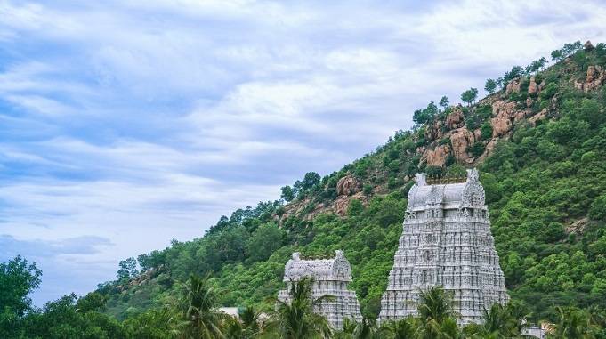 annamalaiyar temple thiruvannamalai girivalam arunachalam tamil nadu