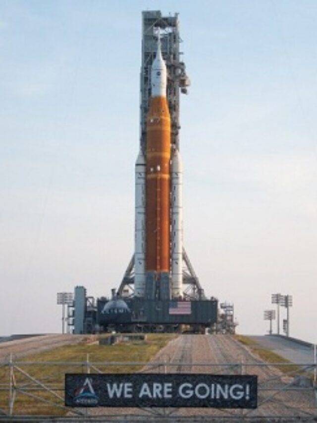 NASA's Artemis I Moon Rocket arrives at the Launch Pad 10