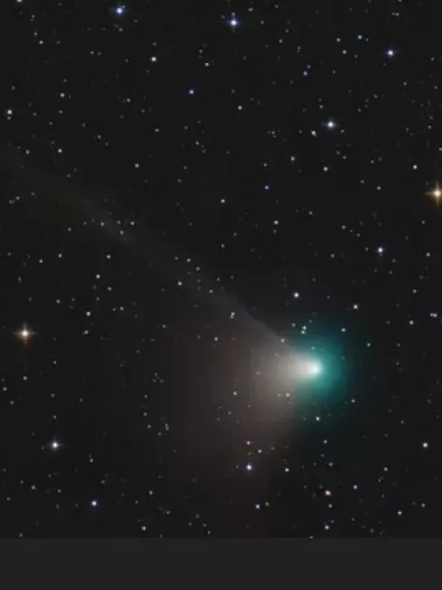 Bright Green Comet 2023 nasa, named C2022 E3 (ZTF), passing by Earth in 2023 may be seen by human naked eye 2, The 'Green Comet' Everyone is Talking About: How to See It How to view the Green Comet everyone is talking about? Don't miss your only chance to see and photograph it for the next 50,000 years